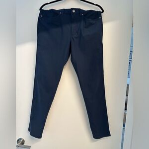 Lululemon ABC Pants Slim-Fit Size 30/32
